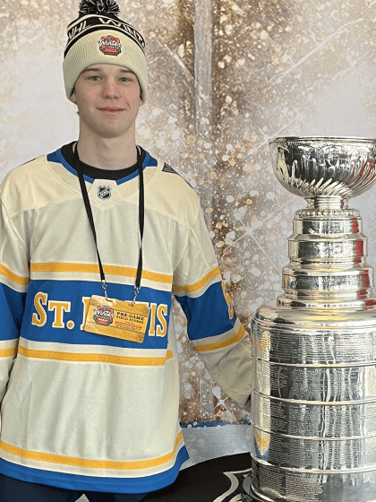 为了确保场 为了确保场